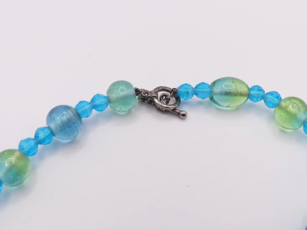Wedding Cake Glass Beaded Necklace - Image 2