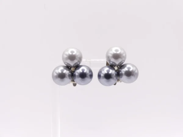 Tri Faux Pearl Clip On Earring