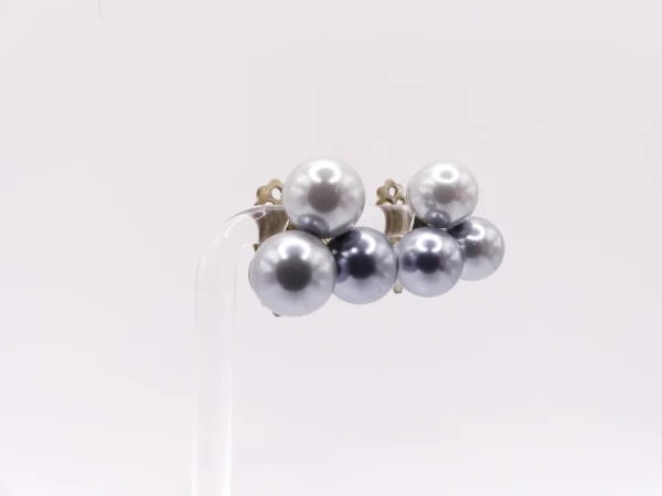 Tri Faux Pearl Clip On Earring - Image 2