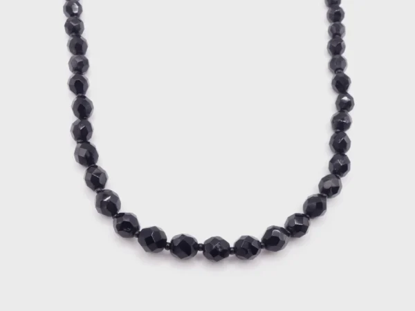 FacetedJet Glass Necklace