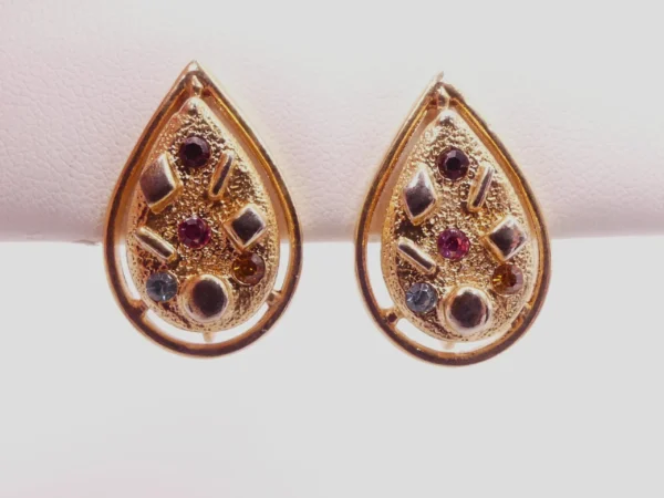 Sarah Coventry Clip On Earrings